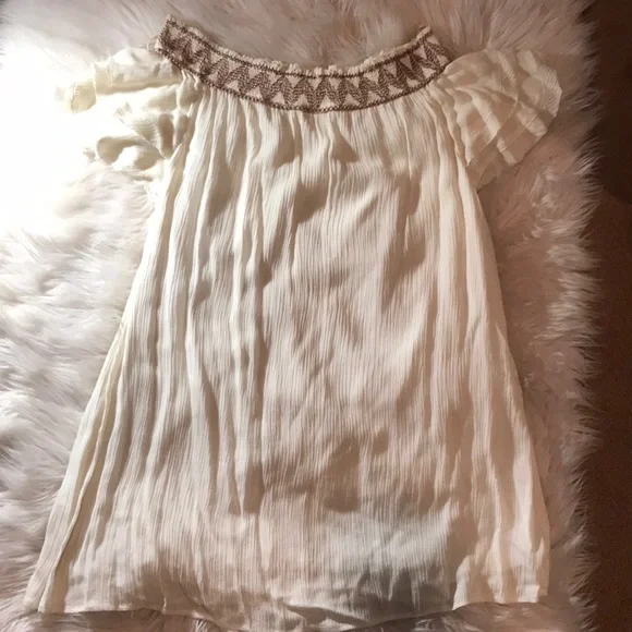 Onetheland Dresses | Cream Colored Off The Shoulder Dress | Color: Cream | Size: S | Radnormom's Closet